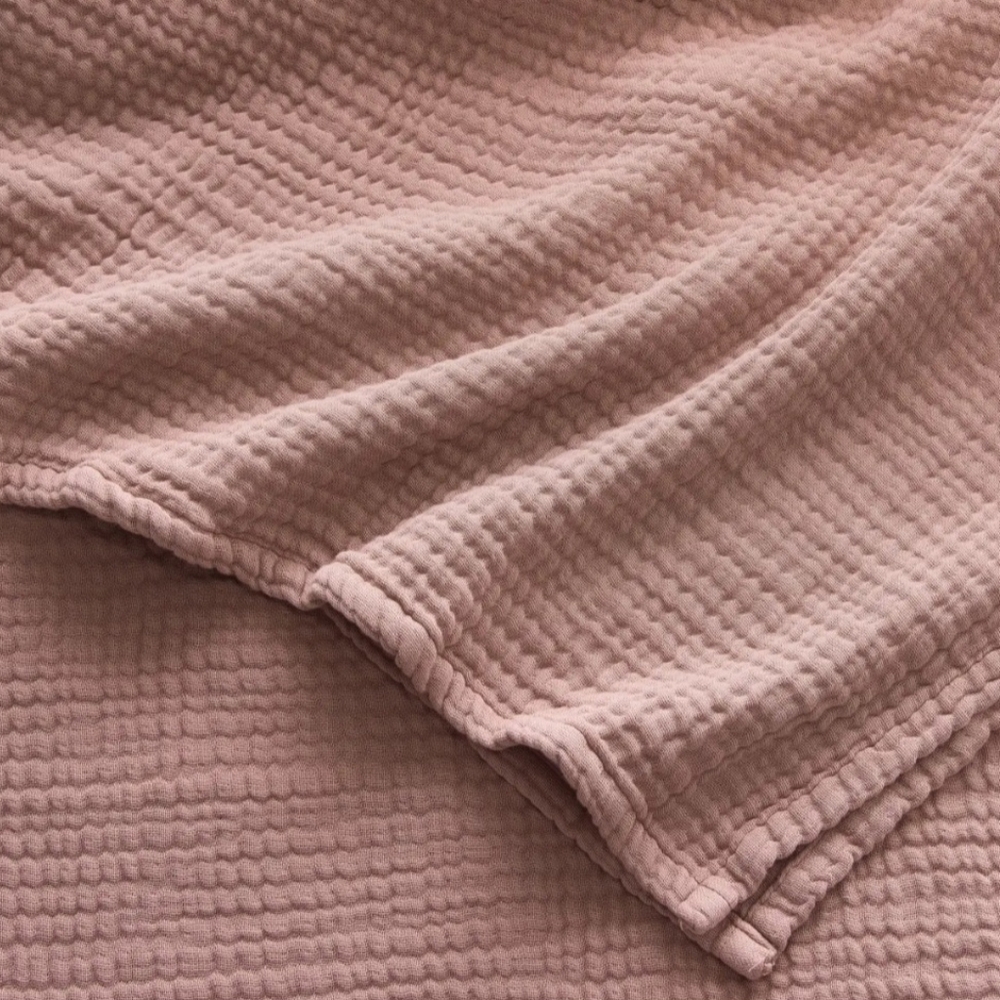Soft Pink Textured Blanket And Flat Sheet Linen And Cotton Maison Tess